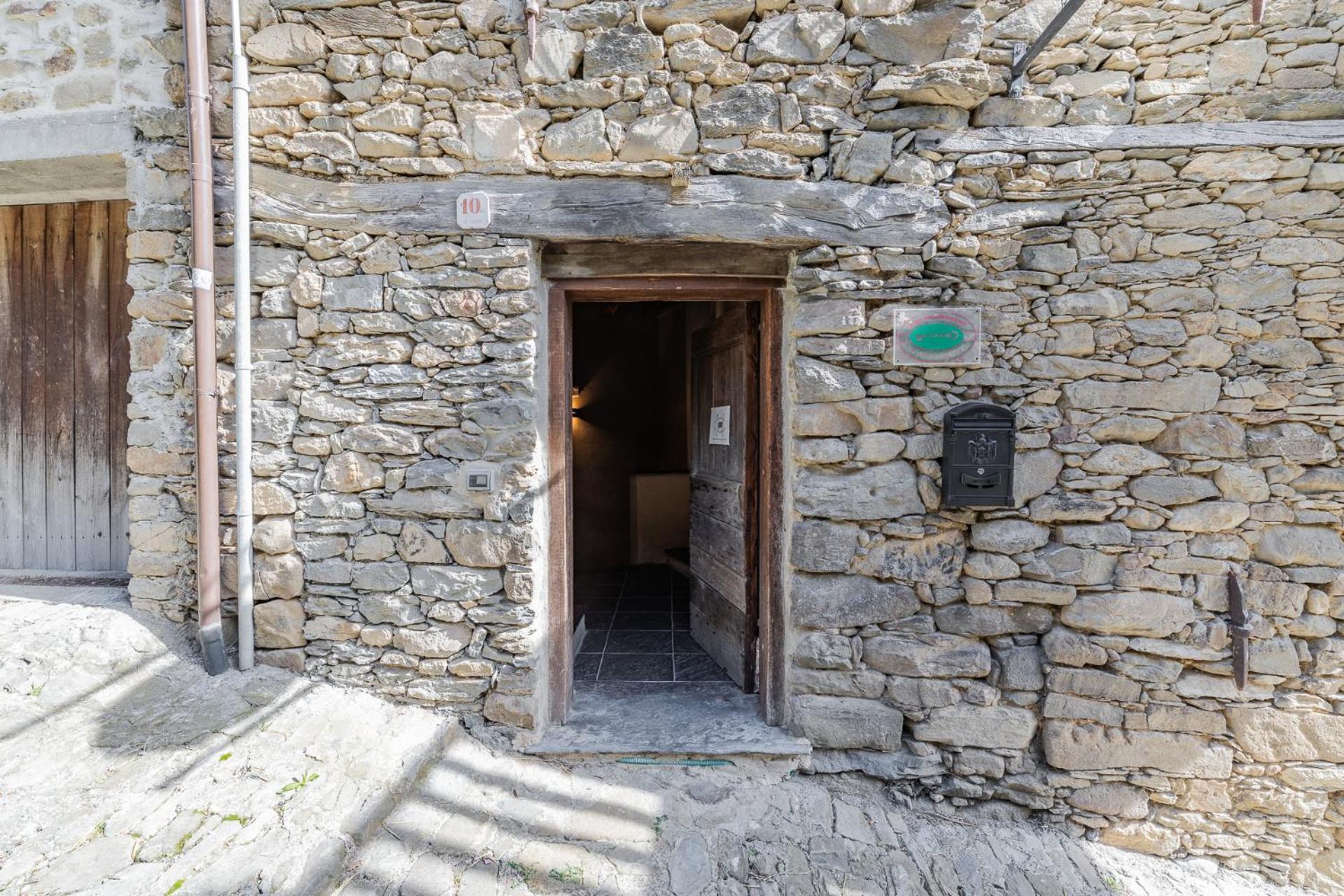 Готель Rifugio Ca' Da Cardella Mendatica Екстер'єр фото